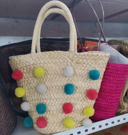Boules colorées sac à la main
