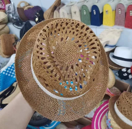 Chapeau d'été creux en papier respirant