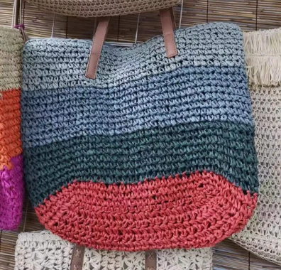 Sac de paille naturelle en papier au crochet multicolore