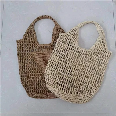 Option sacs d'été, sacs en paille ?