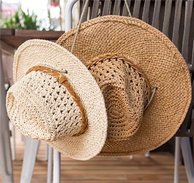 Paper à la main creux chapeau d'été tissé à la main