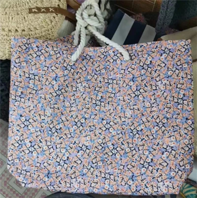 Modèle de fleurs Big Beach fourre-tout sac pour femmes
