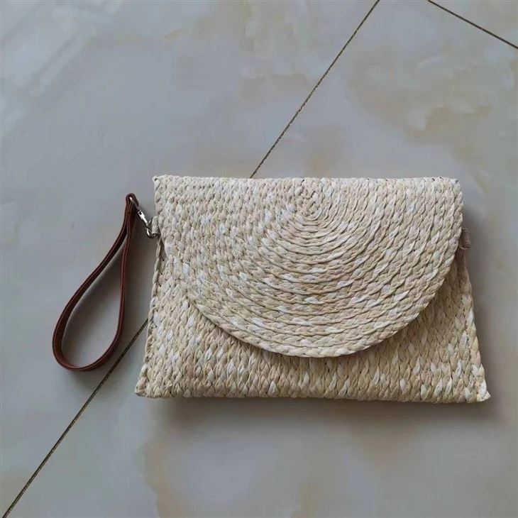 Sac d'embrayage de tresses de paille pour femmes